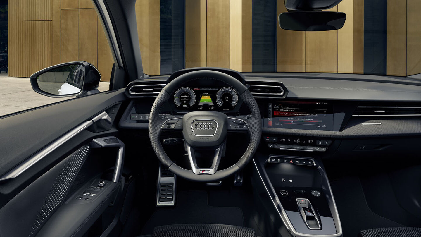 audi-a3-sportback-tfsi-e-plug-in-hybride-wit-interieur-stuur