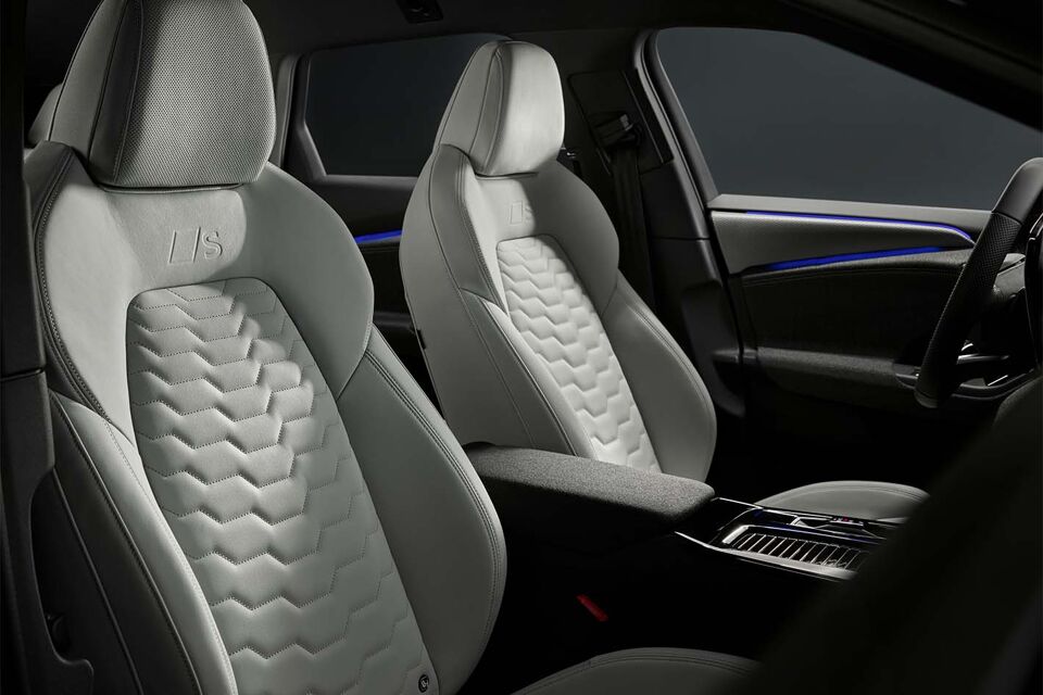 Audi A6 Avant e-tron voorkant voorstoelen