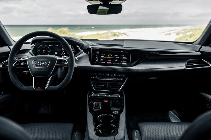 Audi-e-tron-gt-dashboard