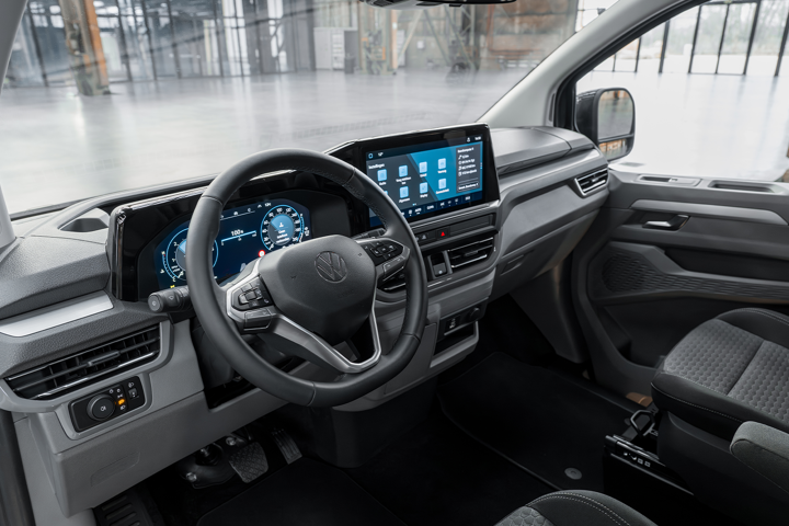 Caravelle eHybrid toCargo cockpit