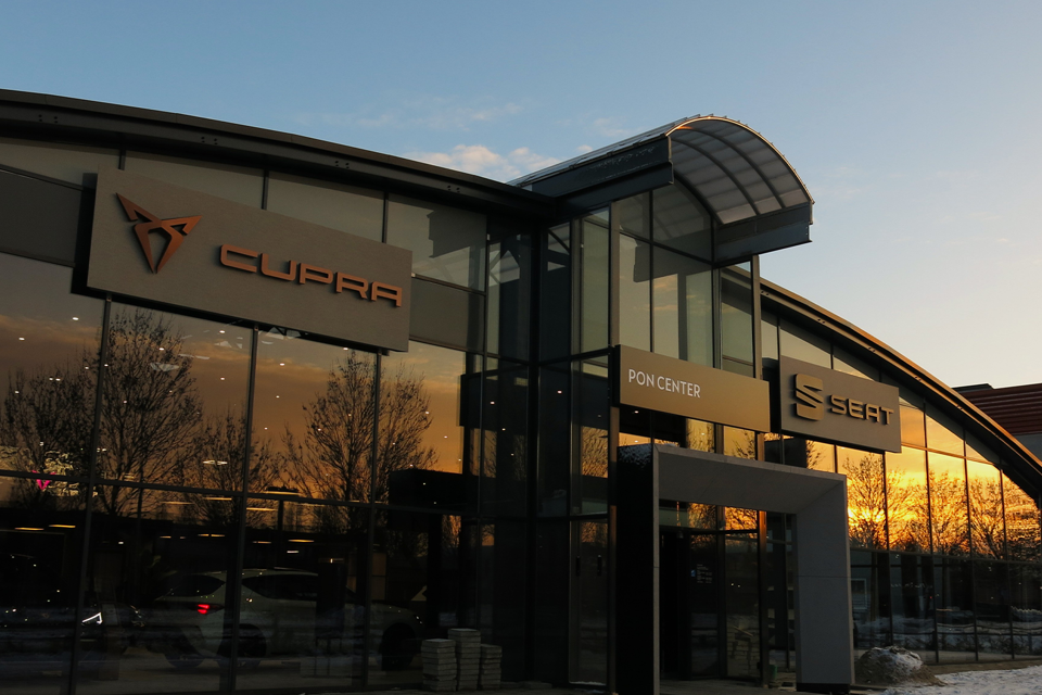 CUPRA Garage Utrecht hero mobile