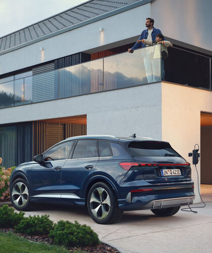 Nieuwe Audi Q4 e-tron linksachter villa