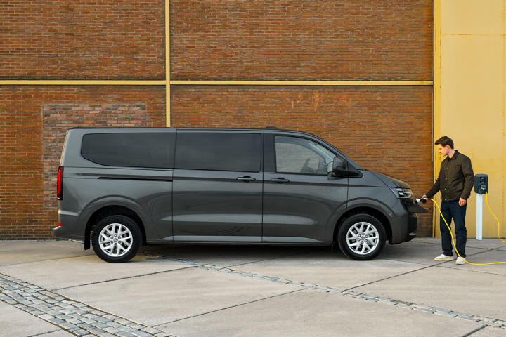 Transporter Kombi eHybrid toCargo laadpaal