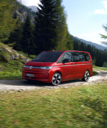 volkswagen-multivan-plug-in-hybride-rood-hero-mobiel