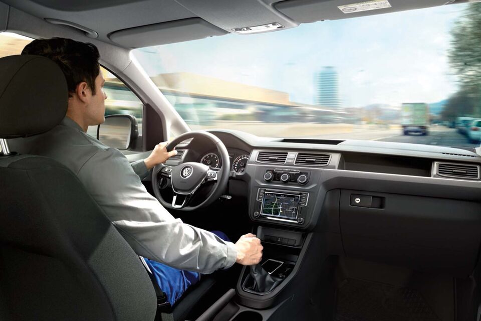 VW Bedrijfswagens Caddy Cargo - Slider 4
