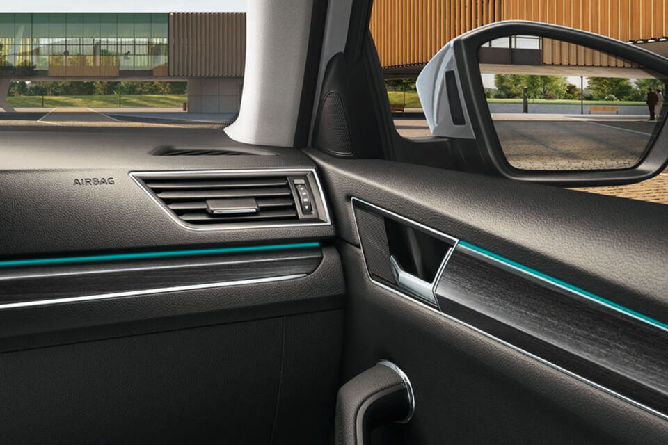 SKODA SUPERB COMBI - Slider 1