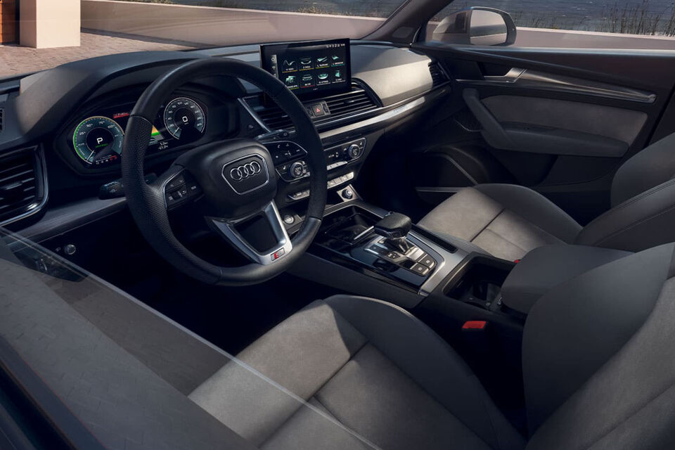 Audi Q5 TFSI e Slider 4