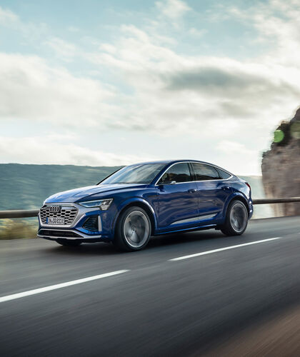 Q8 Sportback e-tron hero 3