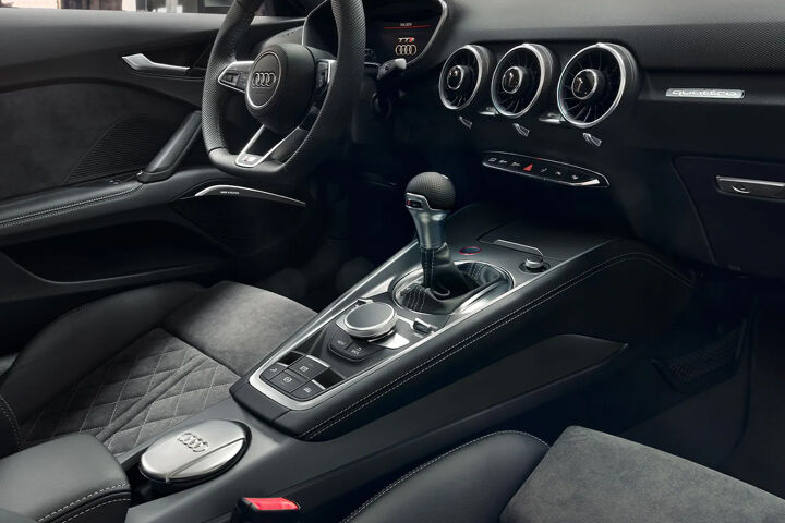Audi TTS Roadster Content 2