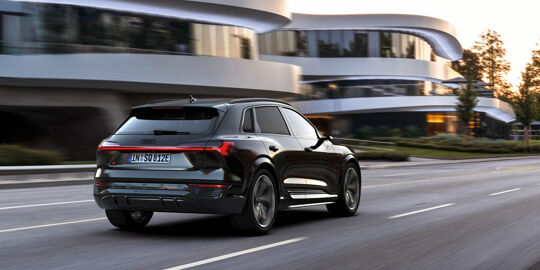 Audi Q8 e-tron_17